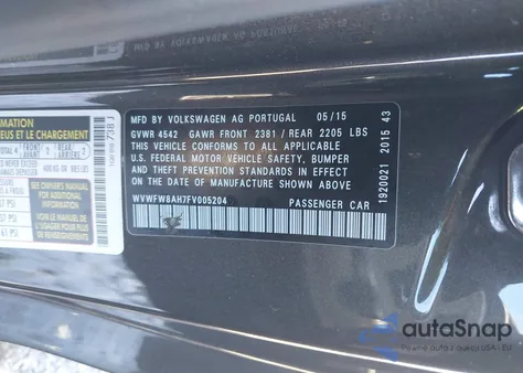 2015 Volkswagen Eos Final Edition z USA, uszkodzony, nr VIN WVWFW8AH7FV005204